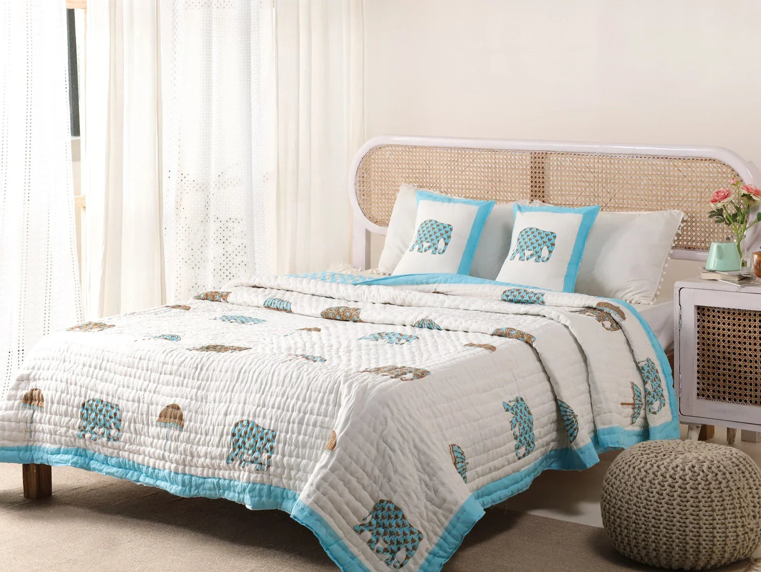 100% Cotton Quilts & Razais from Housi.in - Your Gateway to Cozy Nights